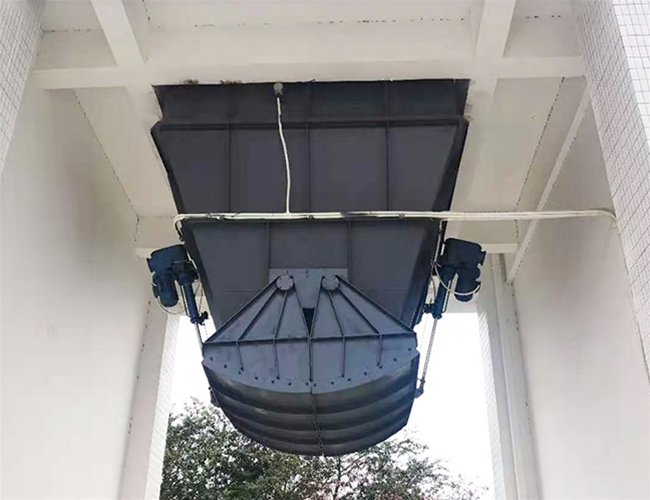 汙泥（ní）料倉